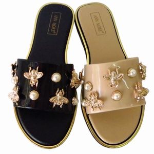 Queen Bee Pearl Bee Jelly Sandal - Black Ann More